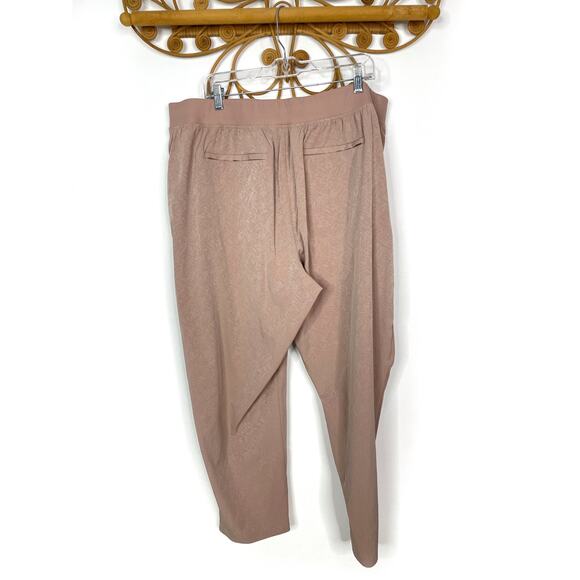 Athleta Textured Brooklyn Ankle Pants pink 24 - Picture 4 of 7